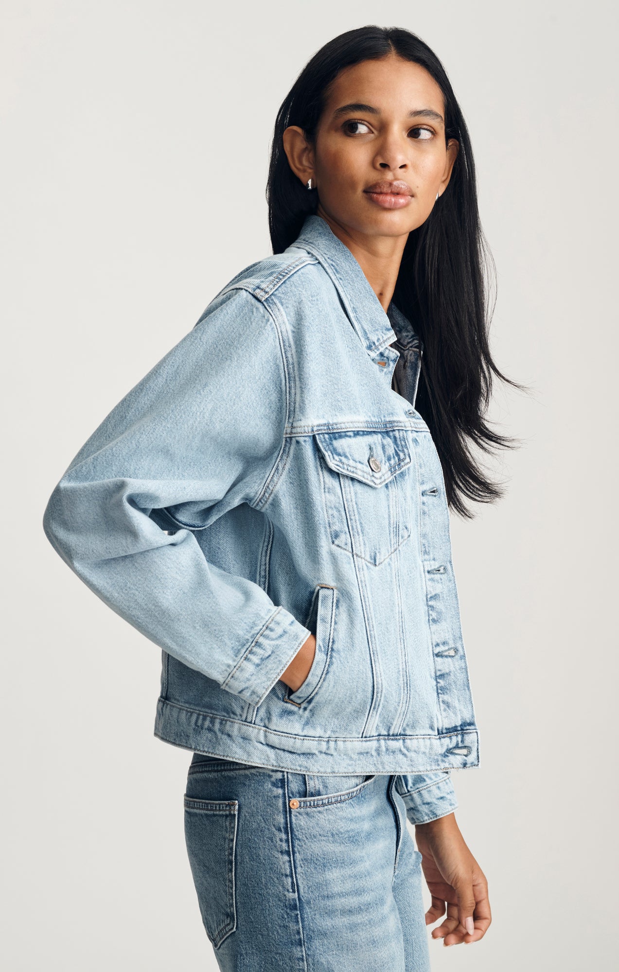 RUBY DENIM JACKET IN BLEACHED ICON - Image 2