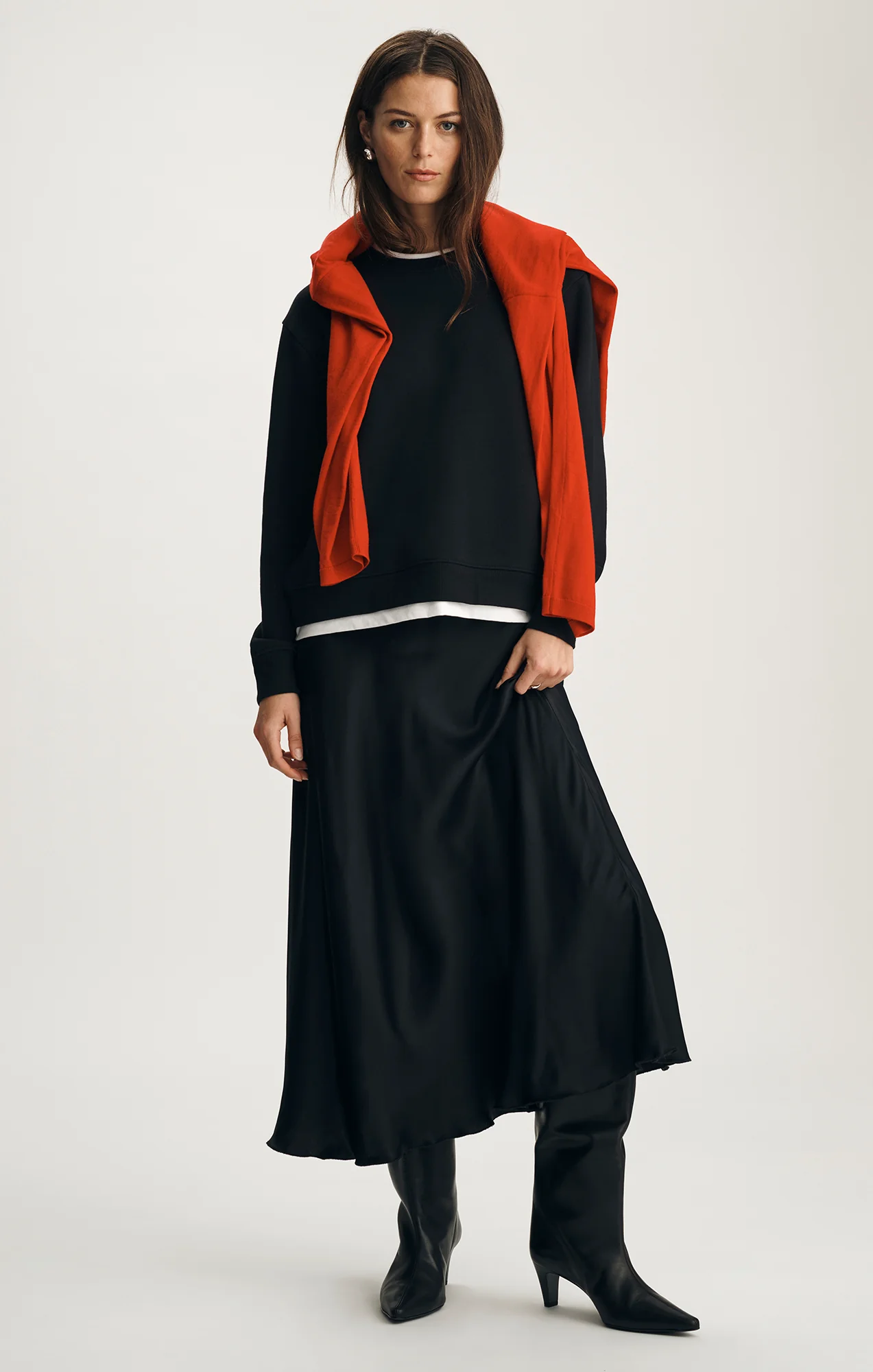 SATIN MIDI SKIRT IN BLACK