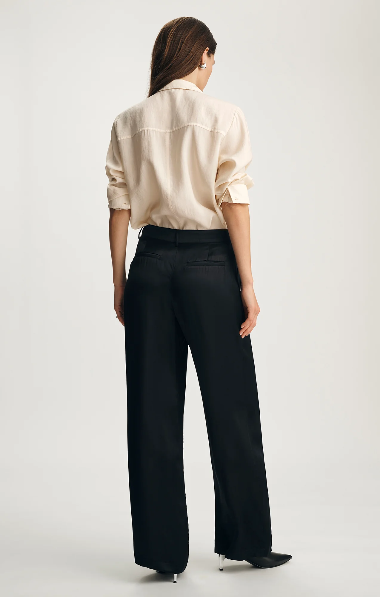 SATIN WIDE LEG PANTS IN BLACK - Image 3