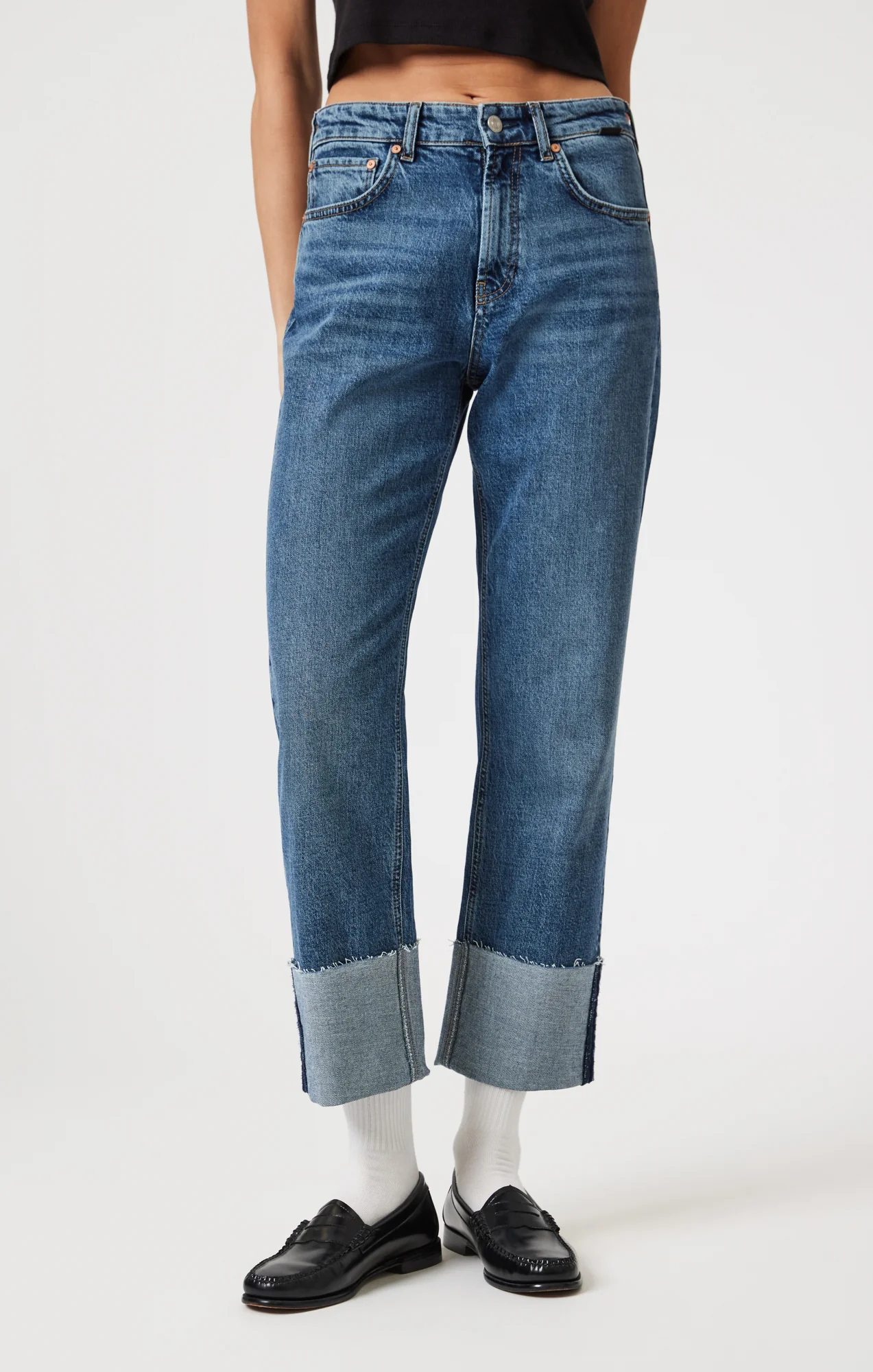 SAVANNAH CUFFED STRAIGHT LEG IN SHADED CLASSIC BLUE - Image 3