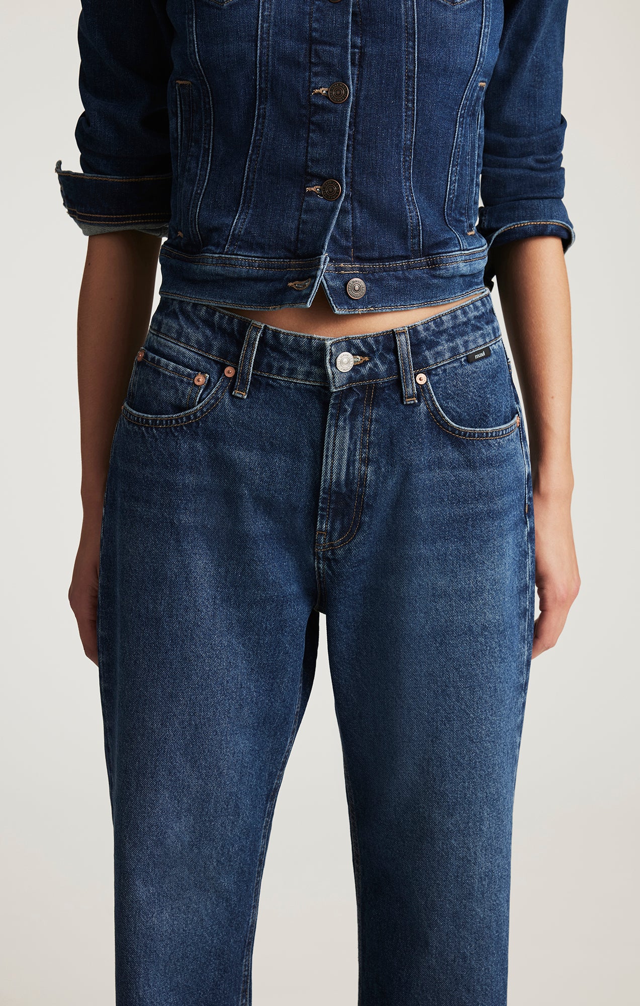 SAVANNAH STRAIGHT LEG IN DEEP BRUSHED CLASSIC DENIM - Image 5