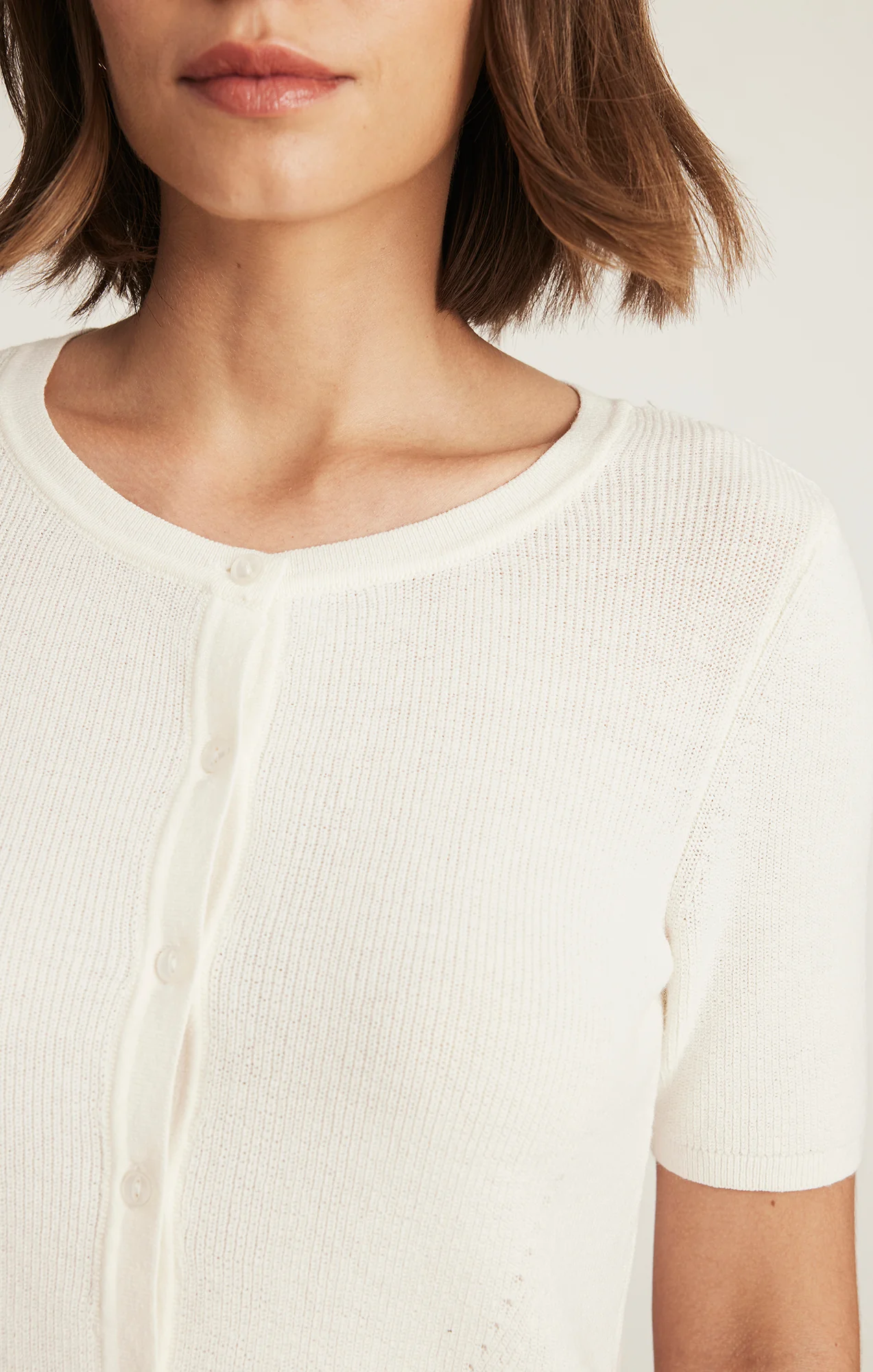 EDITION SHORT SLEEVE CARDIGAN IN MARSHMALLOW - Image 4