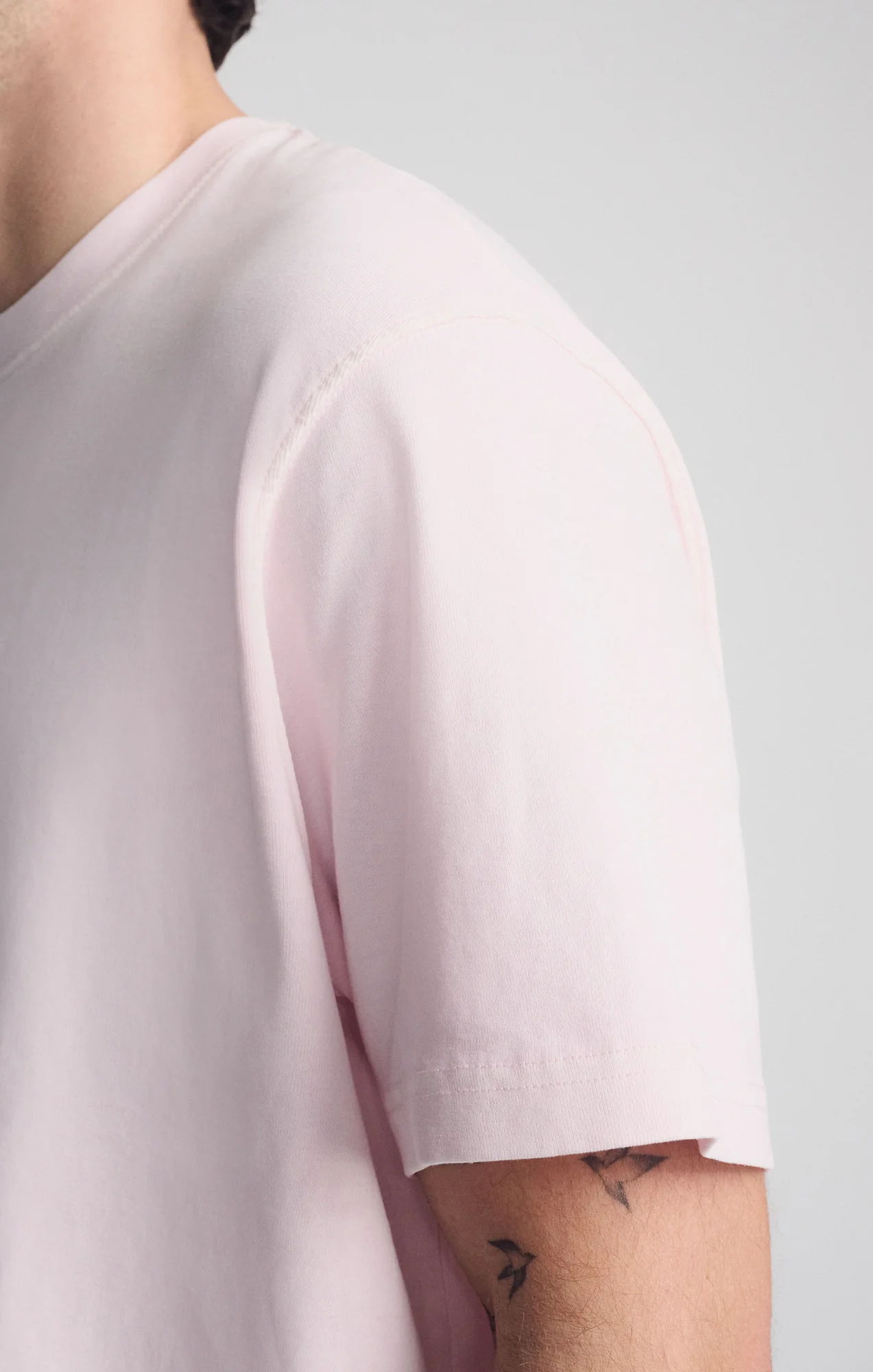 SHORT SLEEVE CREW NECK T-SHIRT IN SHRINKING VIOLET - Image 5