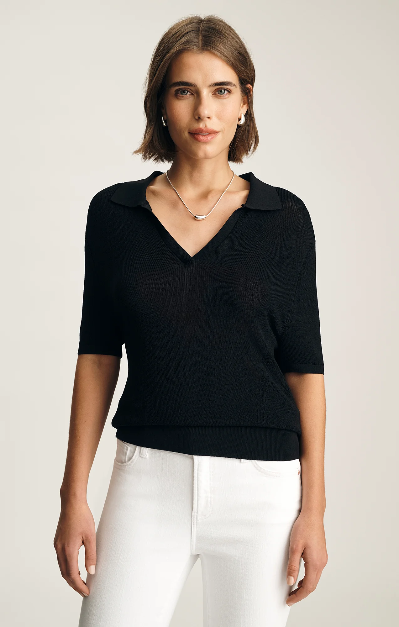 SHORT SLEEVE POLO SWEATER IN BLACK