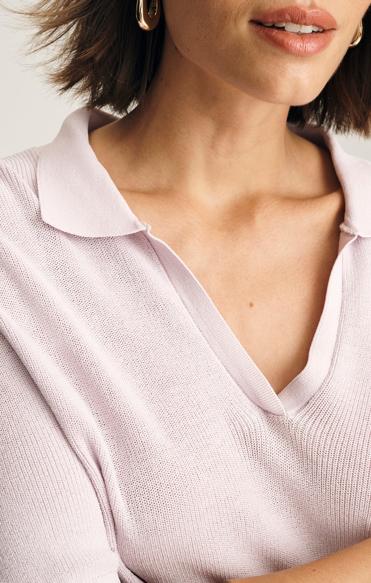 SHORT SLEEVE POLO SWEATER IN ORCHID HUSH - Image 4