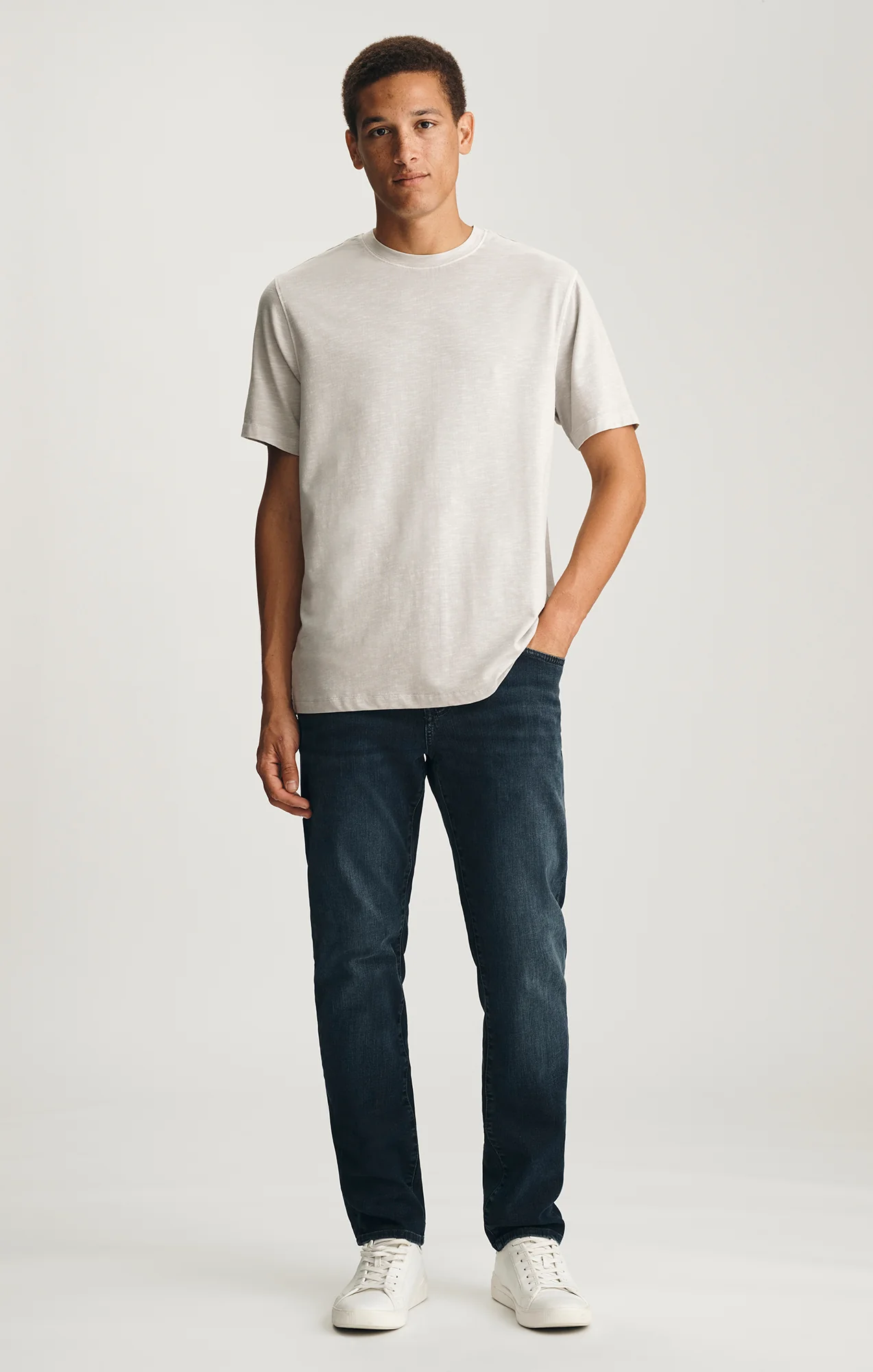 EDITION SHORT SLEEVE T-SHIRT IN ANTARCTICA - Image 5