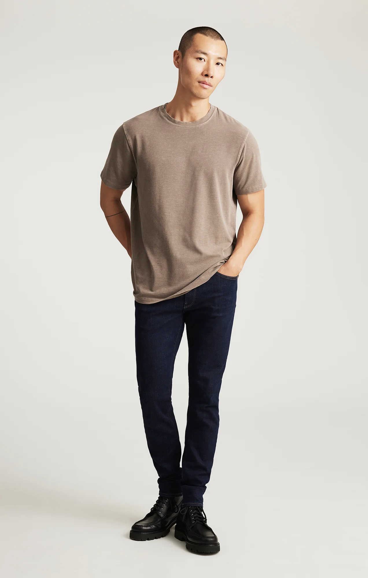 EDITION SHORT SLEEVE T-SHIRT IN SHITAKE - Image 5