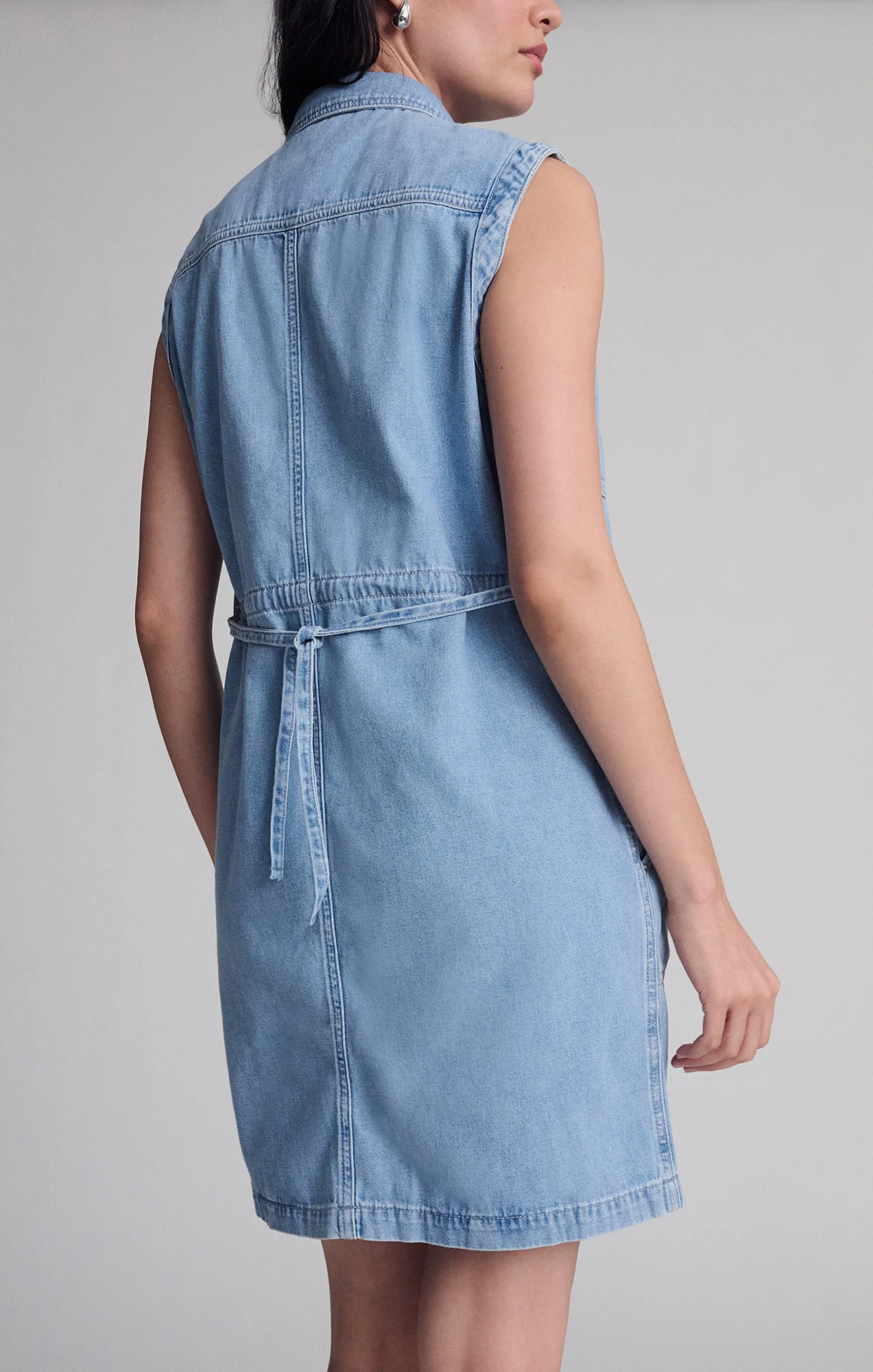 SIMLA POCKET DRESS IN LIGHT BLUE GOLD - Image 7
