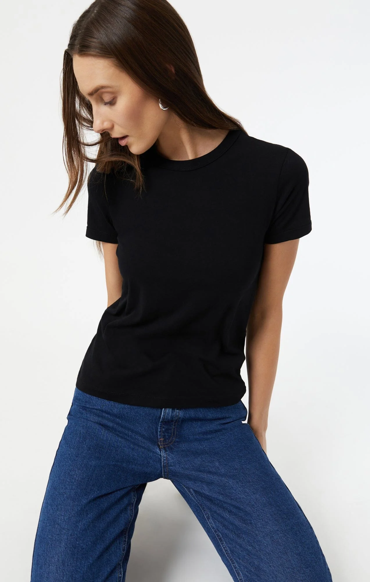 SLIM CREW NECK T-SHIRT IN BLACK - Image 7