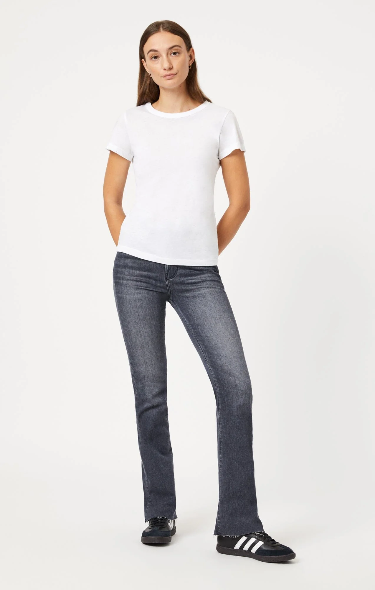 SLIM CREW NECK T-SHIRT IN WHITE - Image 4