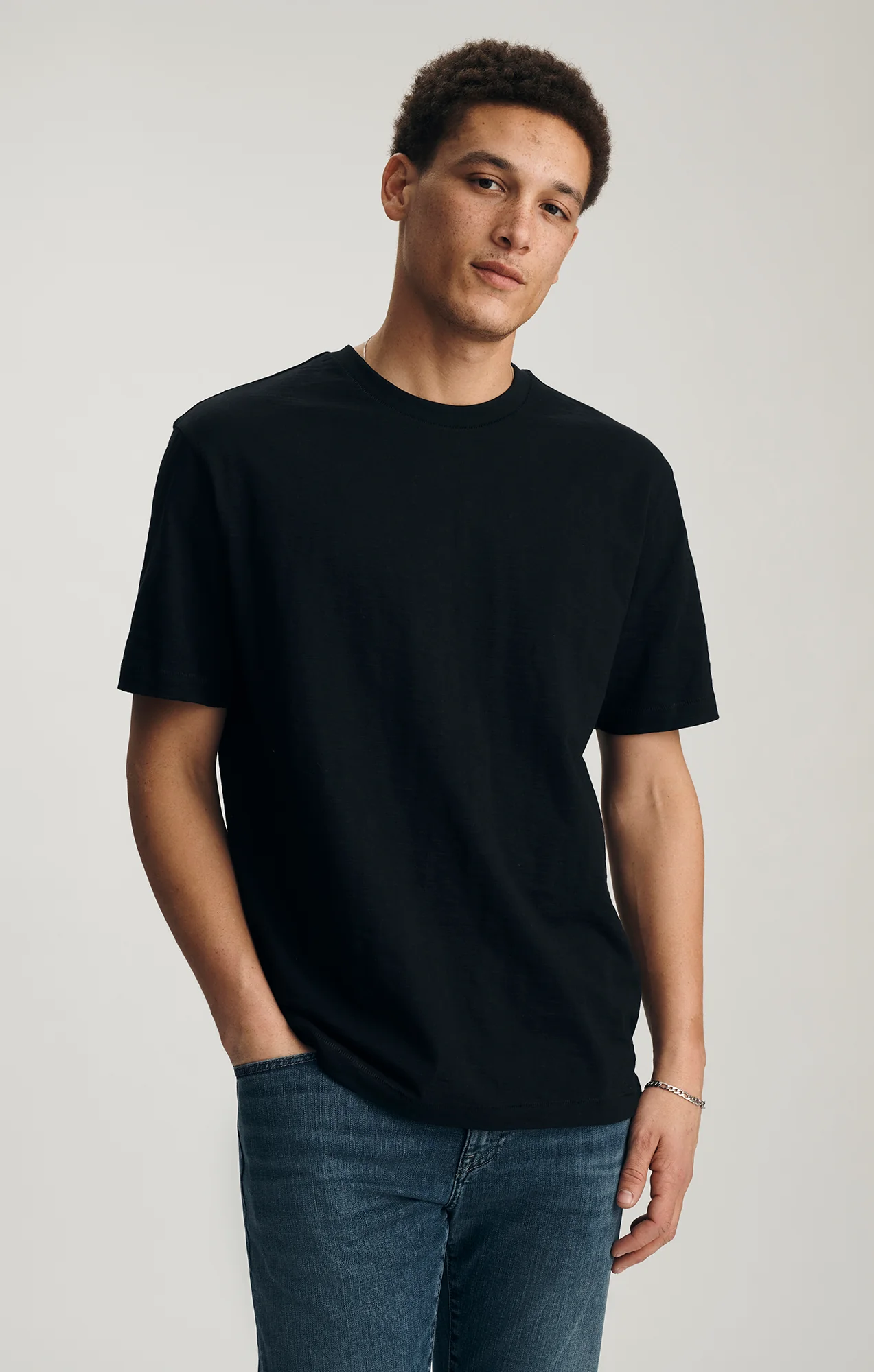 SLUB CREW NECK T-SHIRT IN BLACK