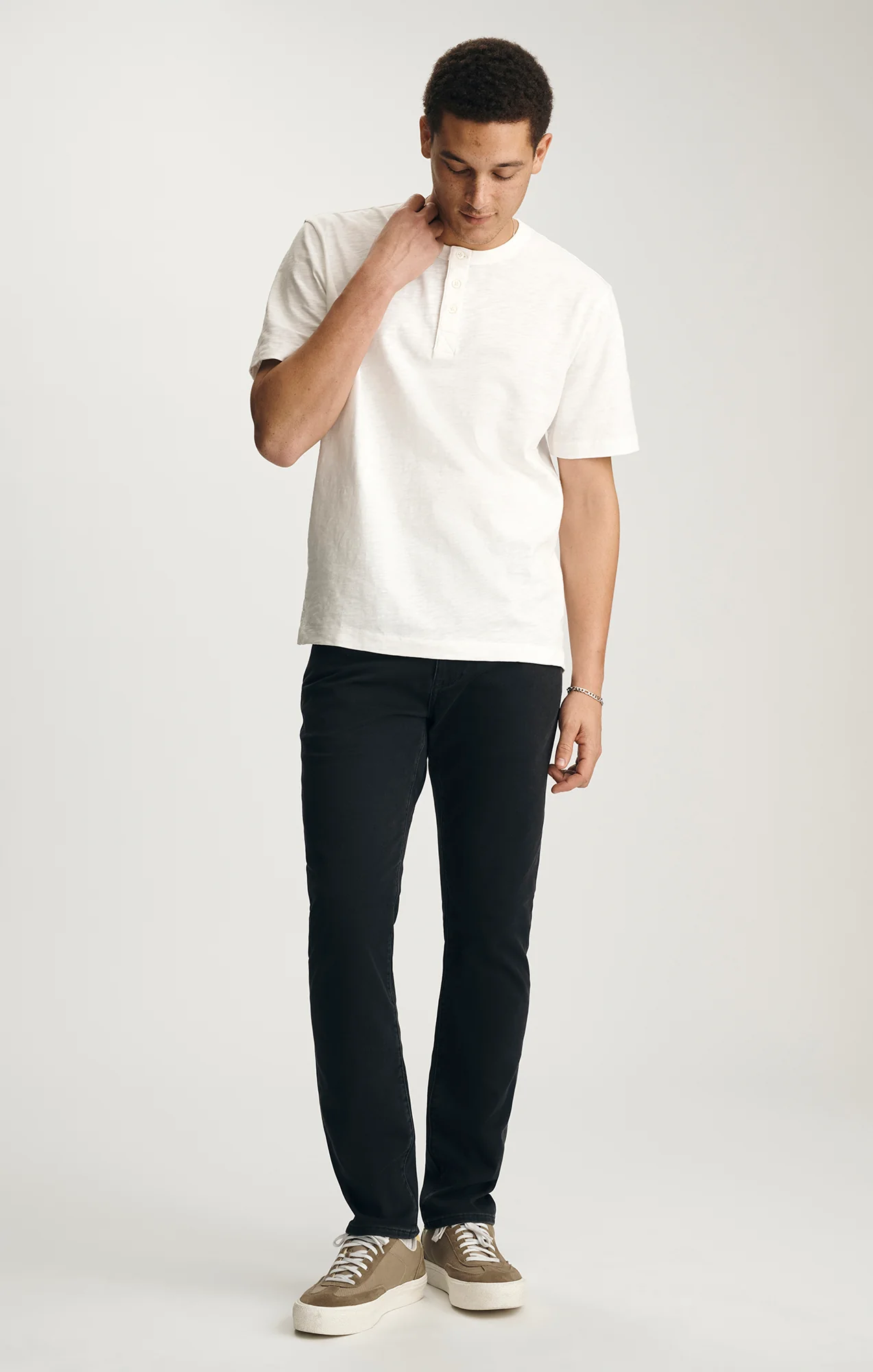 SLUB HENLEY T-SHIRT IN ANTIQUE WHITE - Image 4