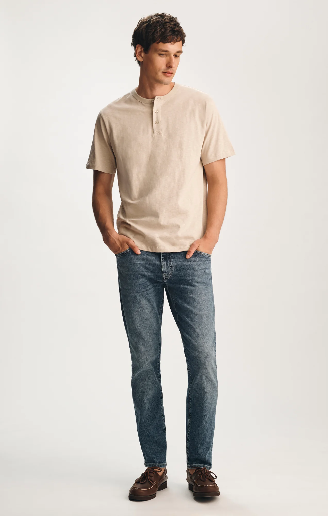 SLUB HENLEY T-SHIRT IN FEATHER GREY - Image 4