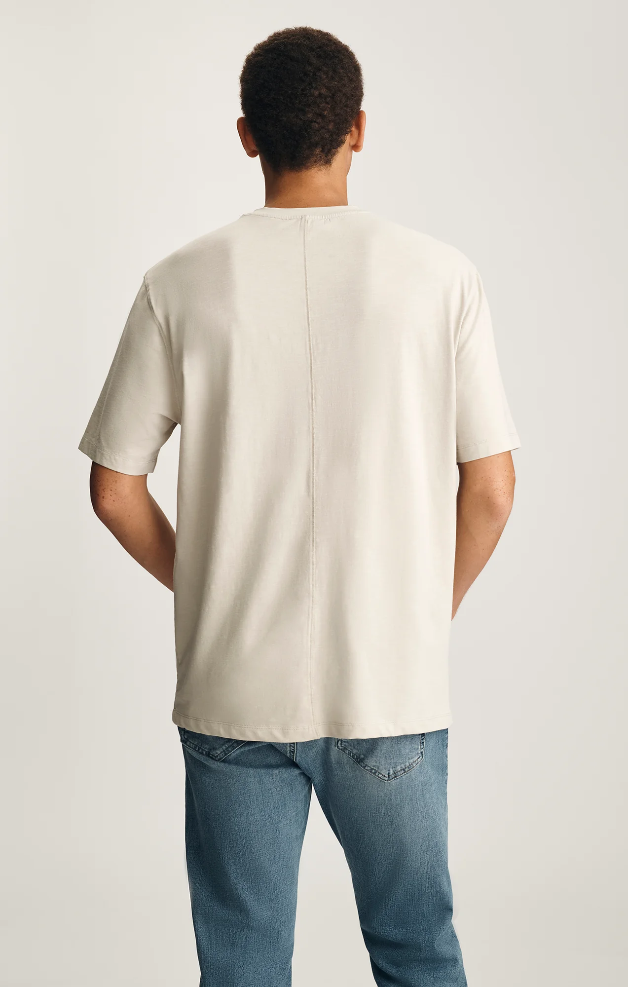 SLUB POCKET T-SHIRT IN PELICAN - Image 2