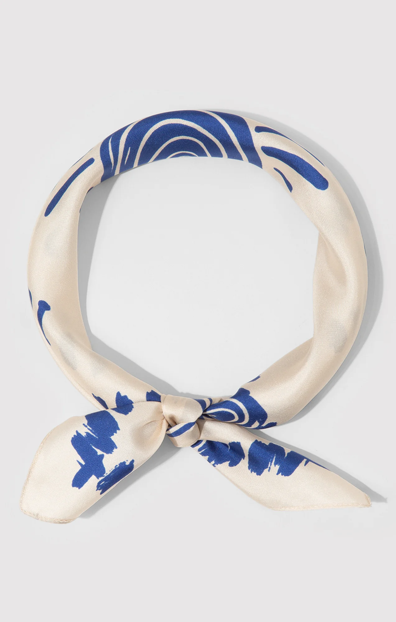 SMALL SILK SUN BANDANA IN ANTIQUE WHITE - Image 3