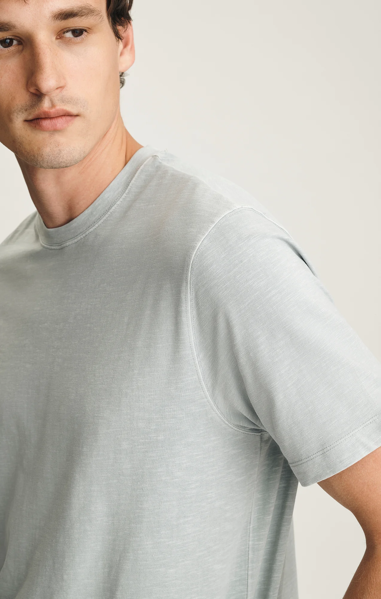 SOFT SLUB CREW NECK T-SHIRT IN AQUA GREY - Image 3