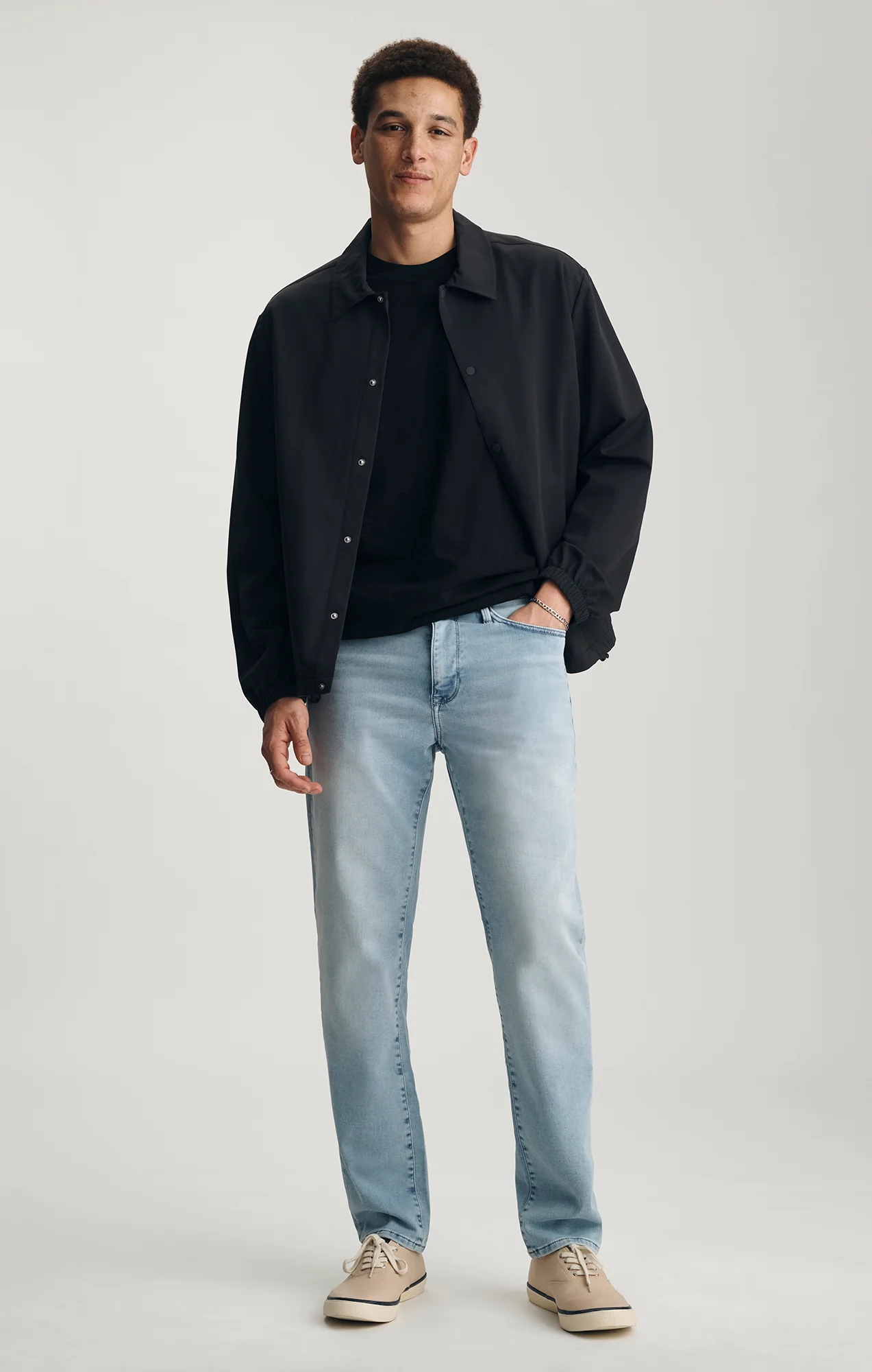 STEVE ATHLETIC FIT IN LIGHT BLUE EXPLORER