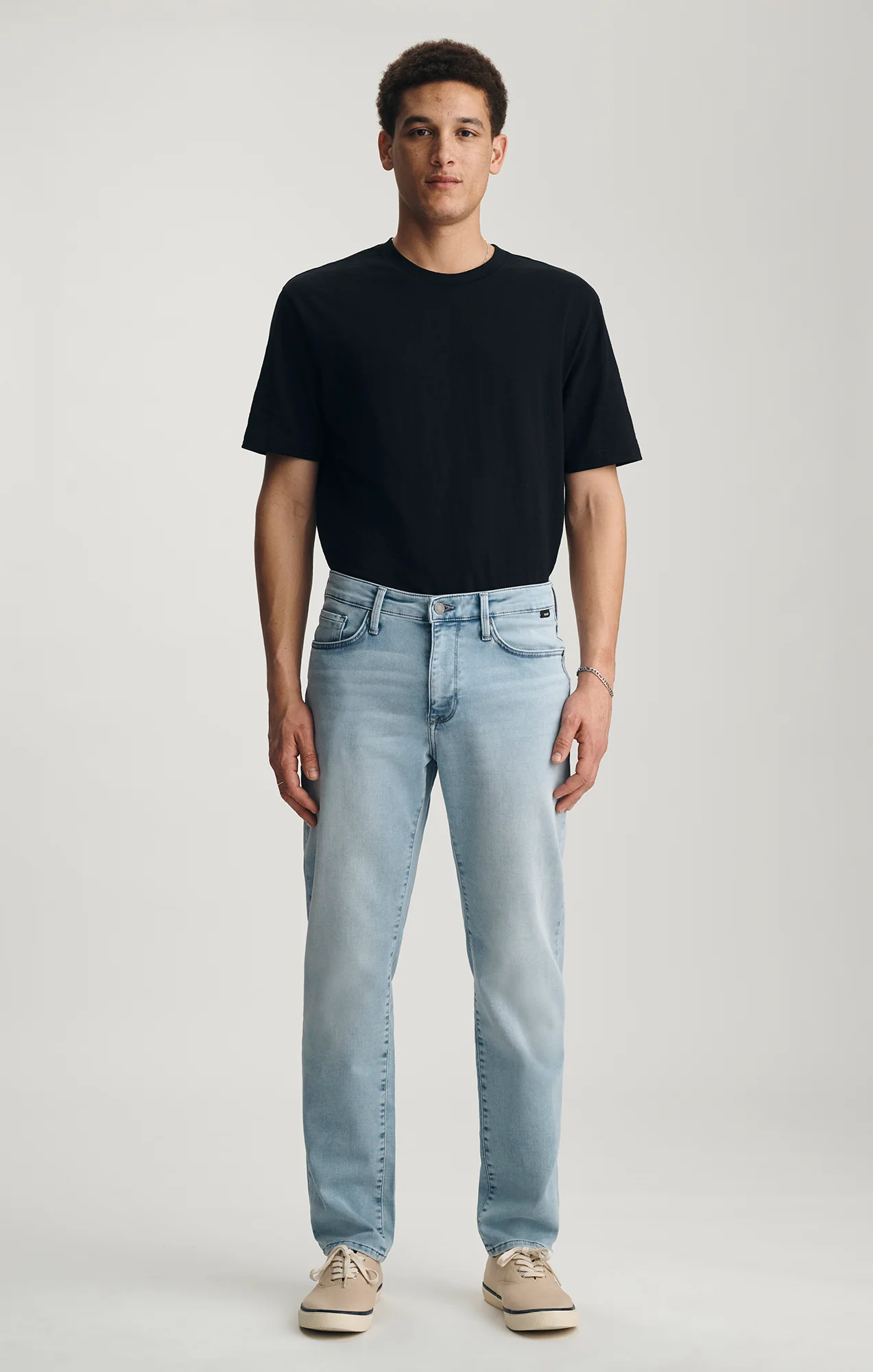 STEVE ATHLETIC FIT IN LIGHT BLUE EXPLORER - Image 4