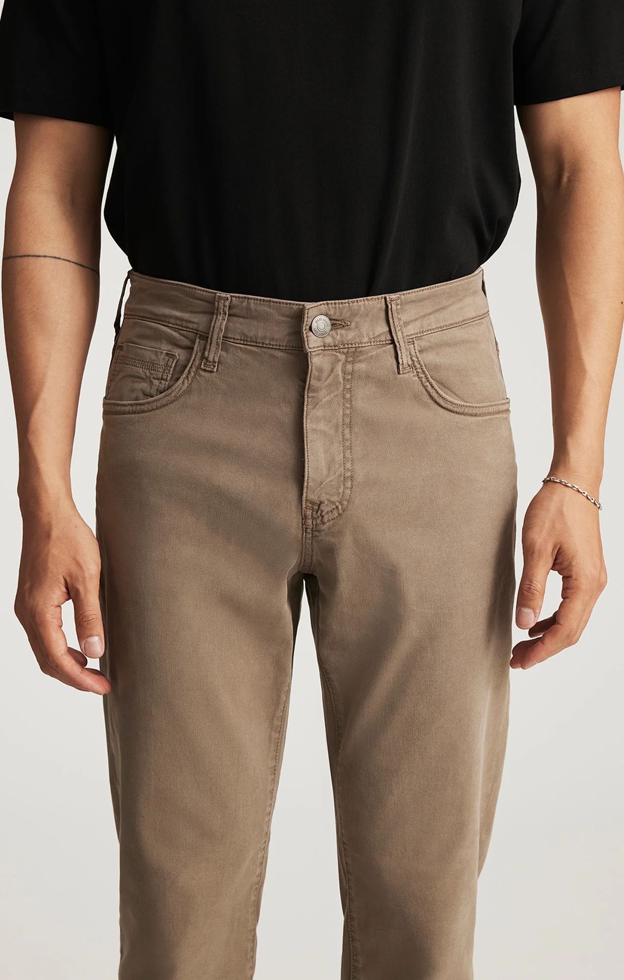 STEVE ATHLETIC FIT IN TIMBER LUXE TWILL - Image 7