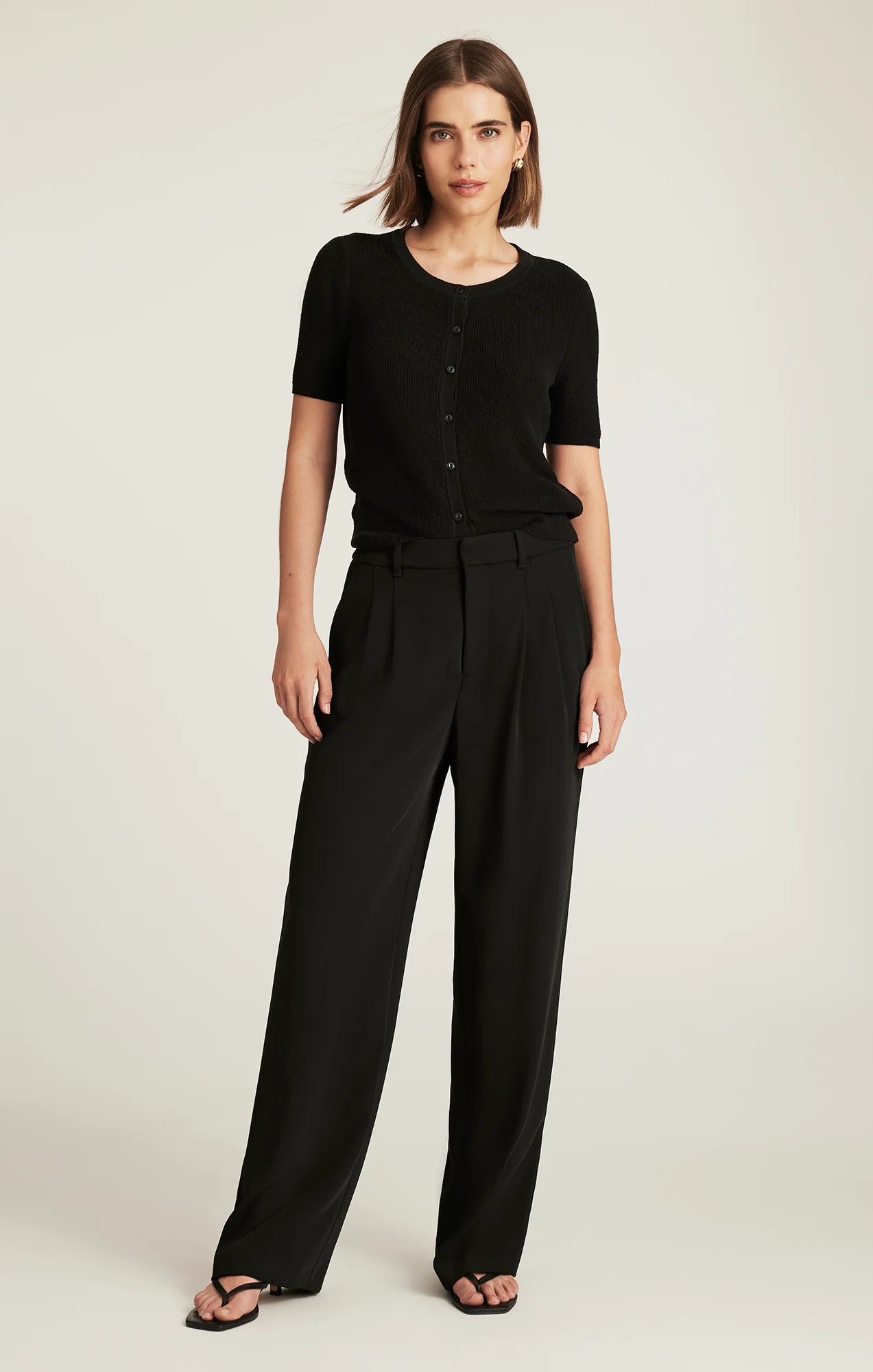 EDITION STRAIGHT LEG PANTS IN BLACK