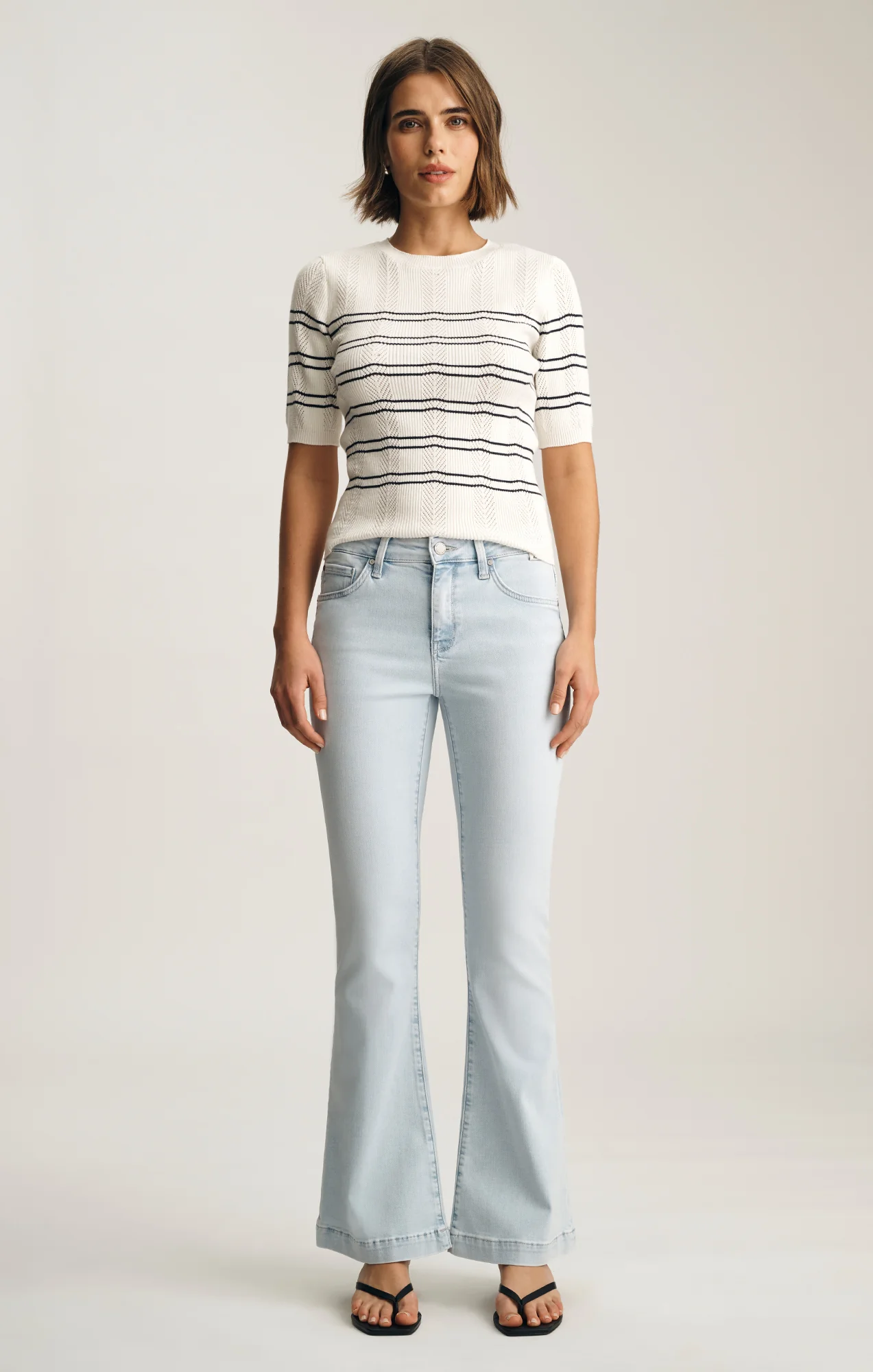 SYDNEY FLARE IN BLEACHED FEATHER LUXE - Image 3