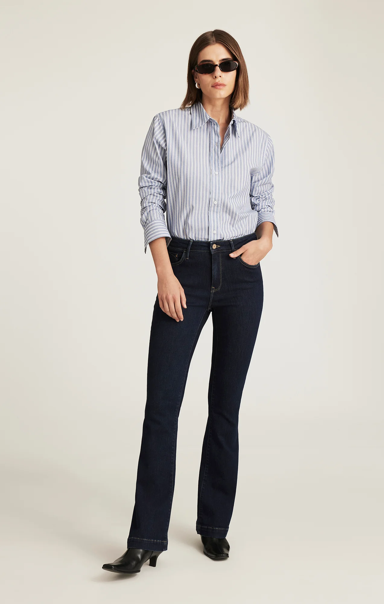 SYDNEY FLARE IN DARK BLUE - Image 4