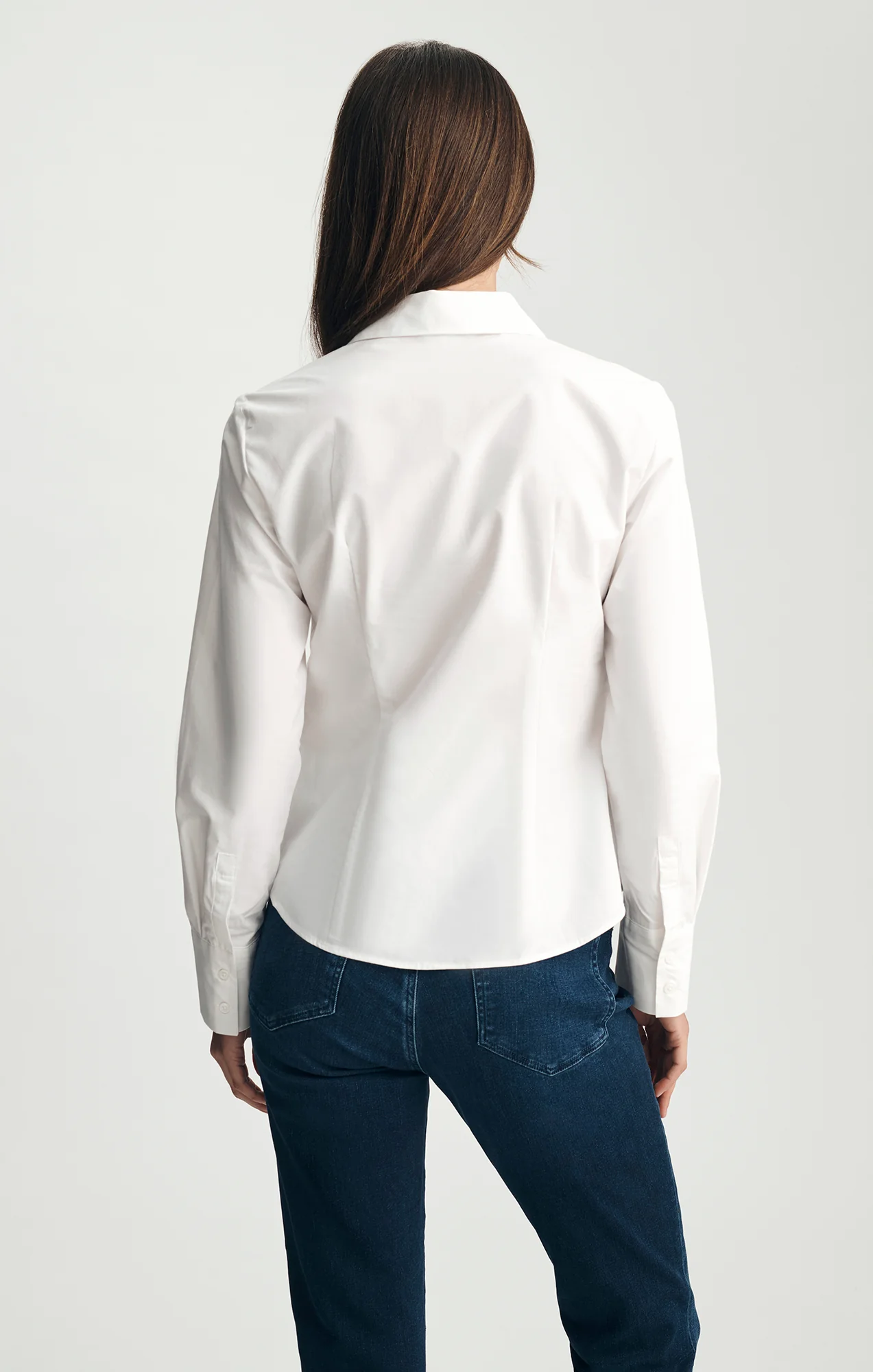 TAILORED LONG SLEEVE BUTTON-UP SHIRT IN WHITE - Image 3