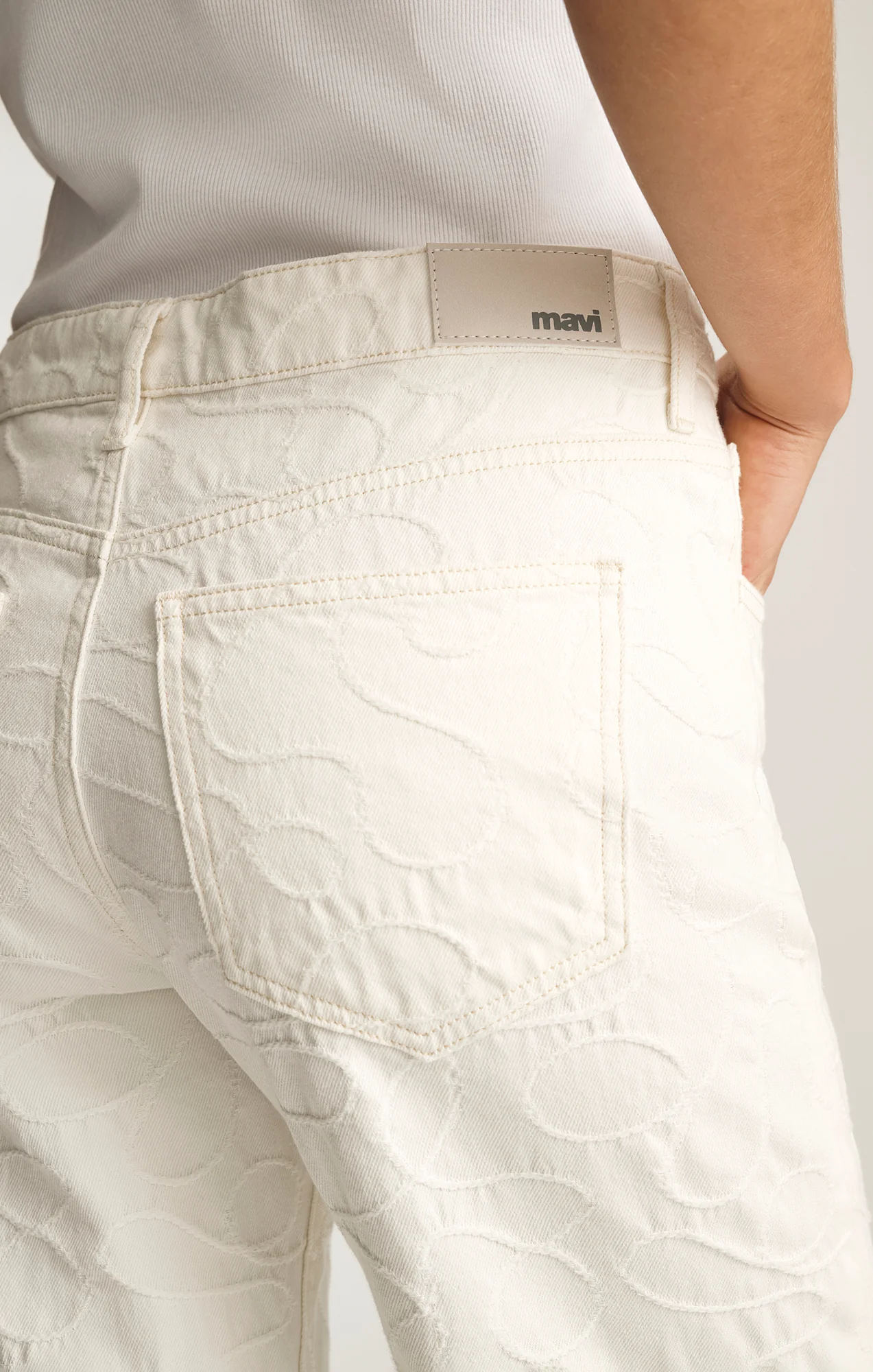 TAYLOR STRAIGHT LEG IN BEIGE EMBROIDERED DENIM - Image 7