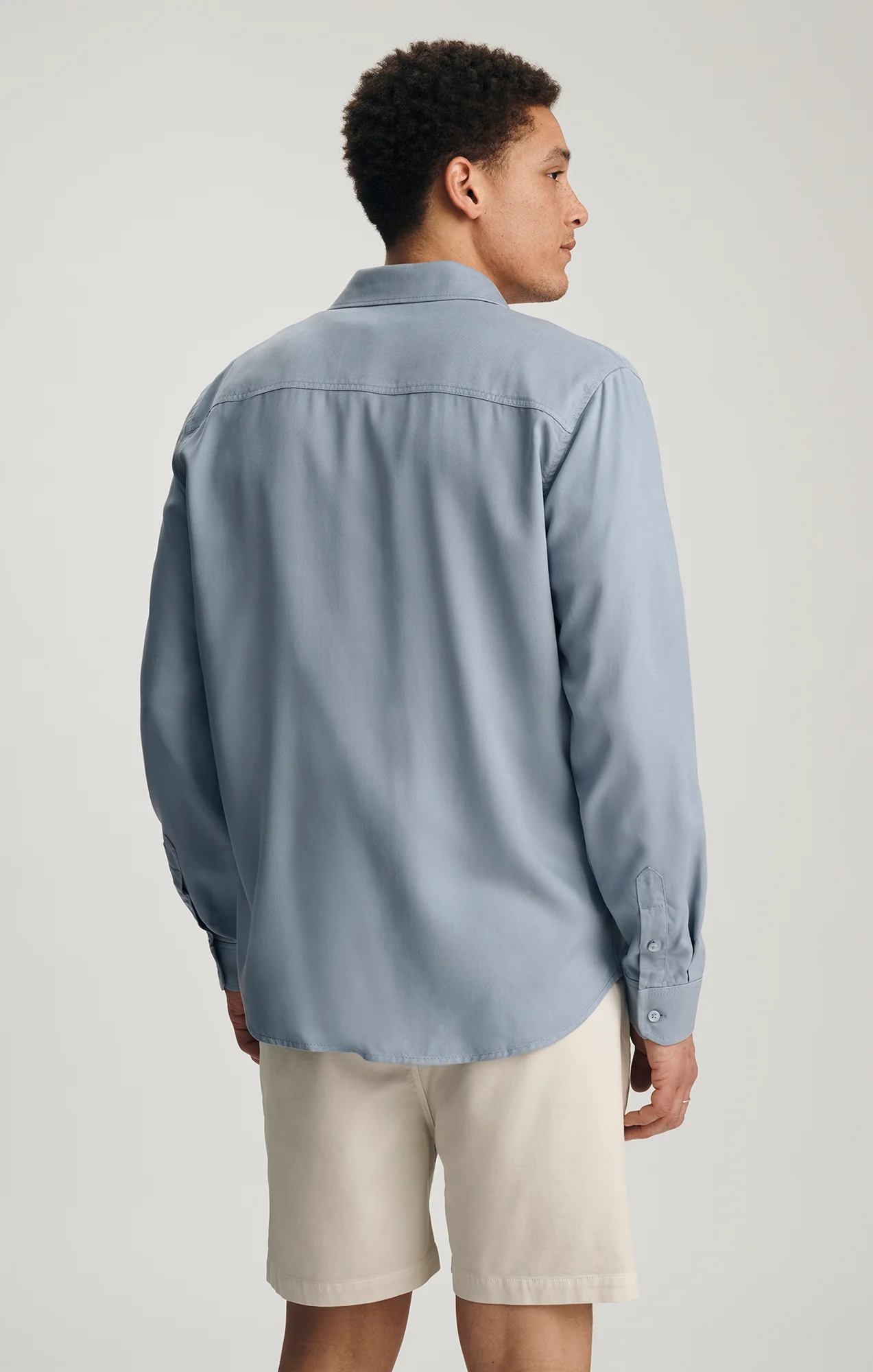 TENCEL™ BUTTON-UP SHIRT IN KENTUCKY BLUE - Image 2