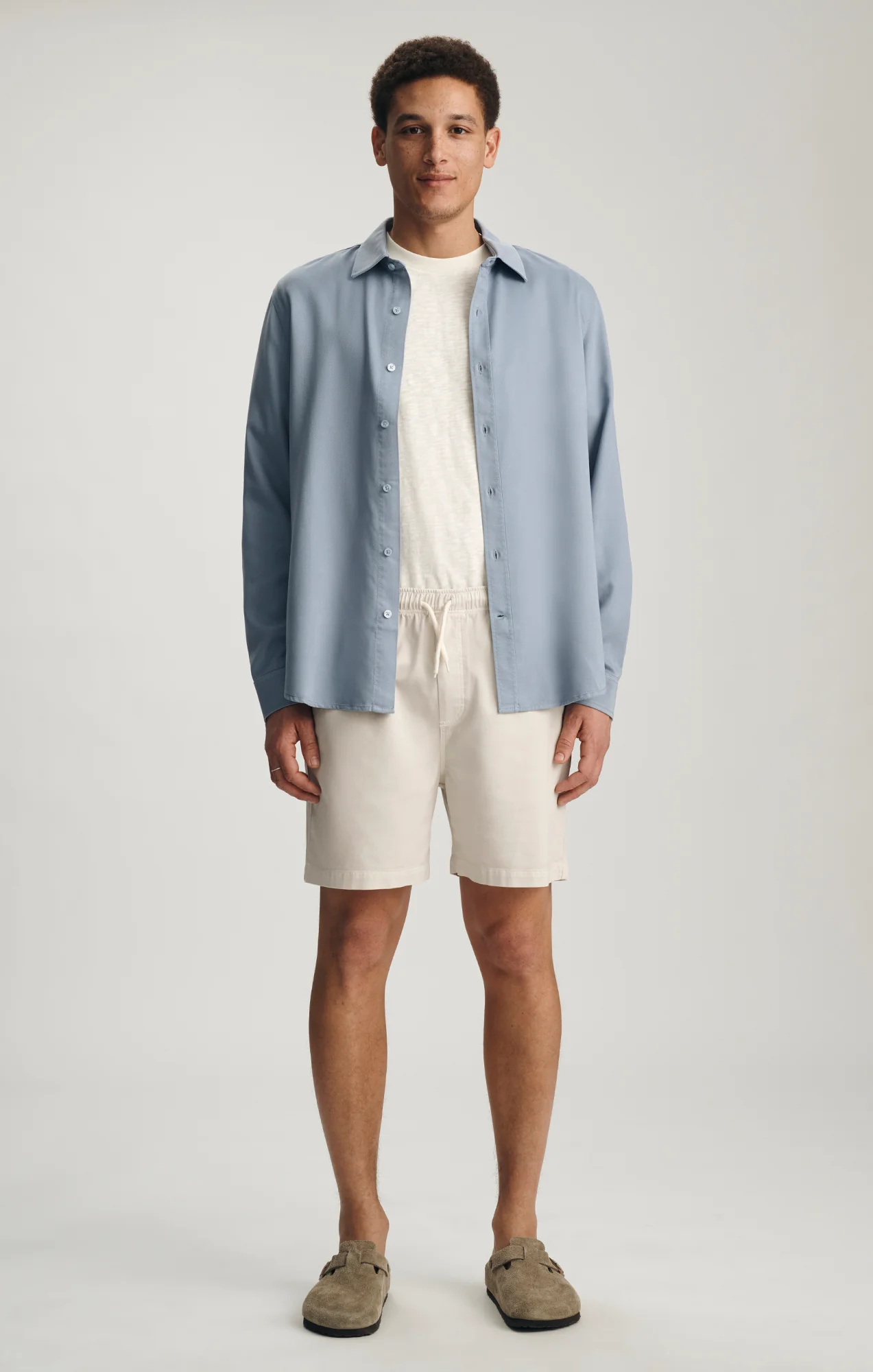 TENCEL DRAWSTRING 7" INSEAM SHORTS IN LUNAR ROCK - Image 3