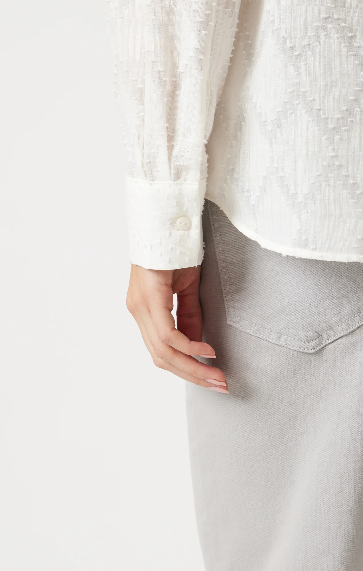 SHEER TEXTURED BUTTON-UP SHIRT IN ANTIQUE WHITE - Image 7