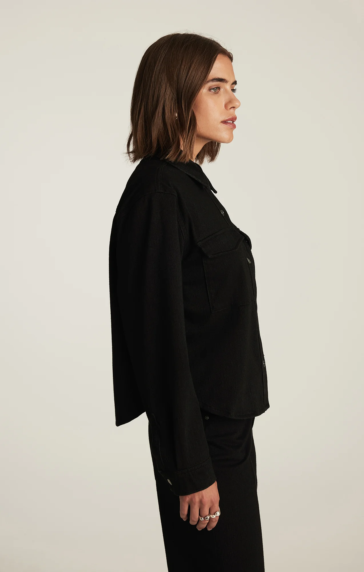 TIA DENIM SHIRT IN BLACK MOVE - Image 3
