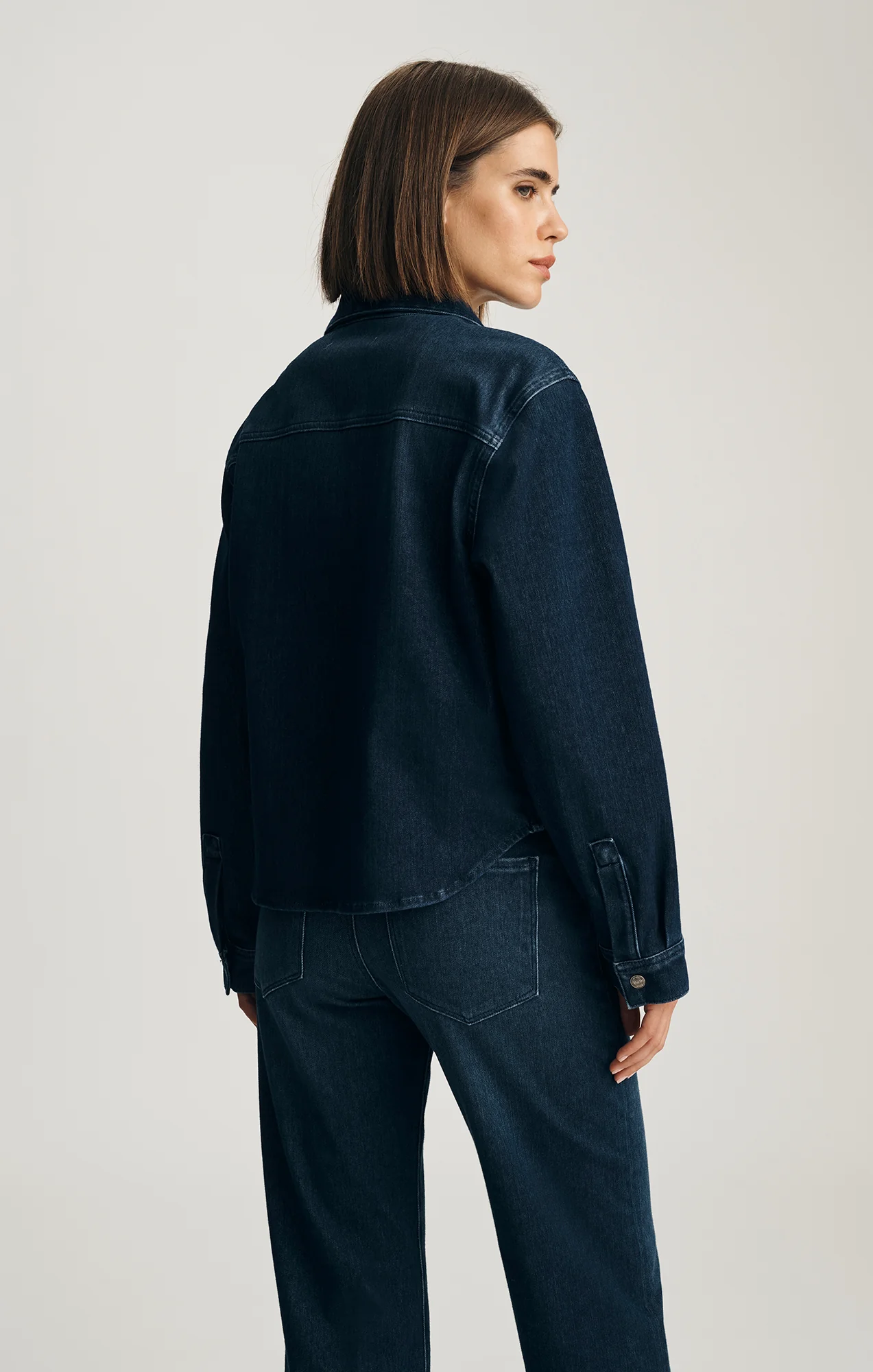 TIA DENIM SHIRT IN DARK BLUE MOVE - Image 2
