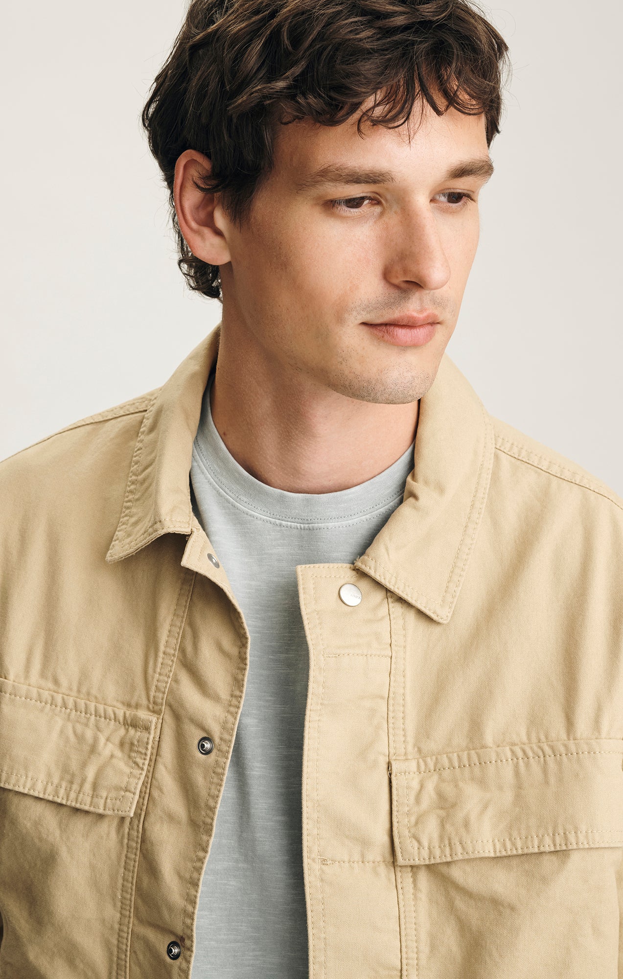 UTILITY OVERSHIRT IN OLIVE GRAY - Image 4