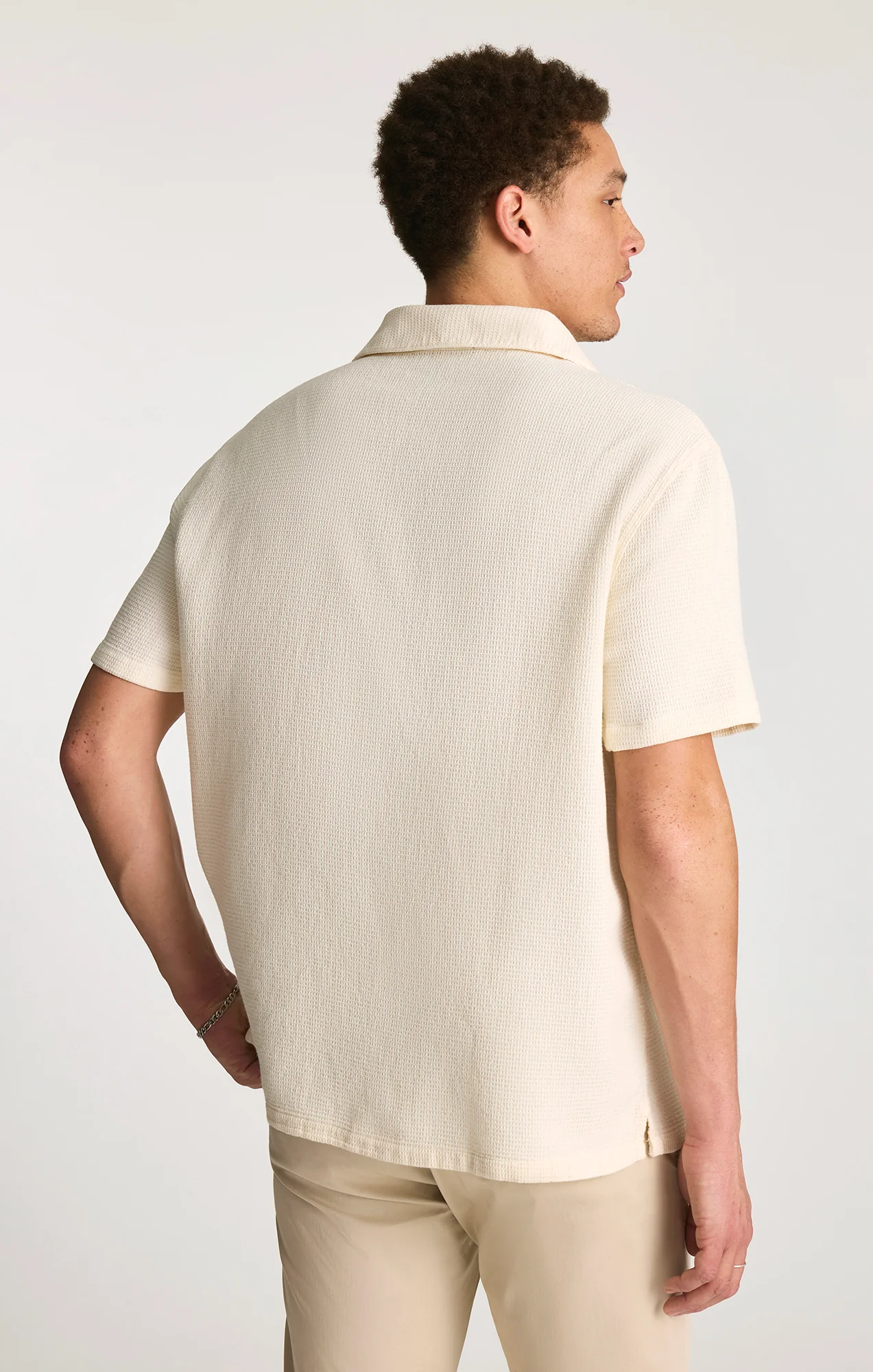 WAFFLE KNIT CAMP COLLAR SHIRT IN ANTIQUE WHITE - Image 2