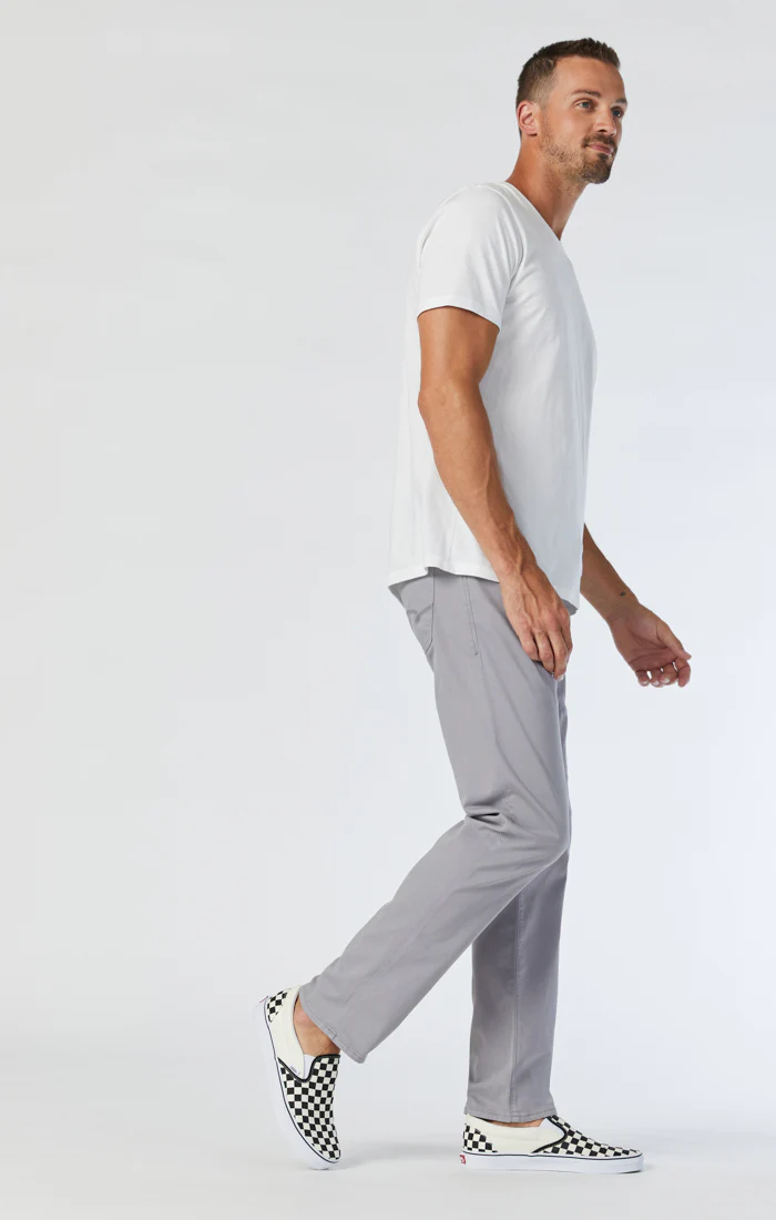 ZACH STRAIGHT LEG PANTS IN GRAPHITE TWILL - Image 3
