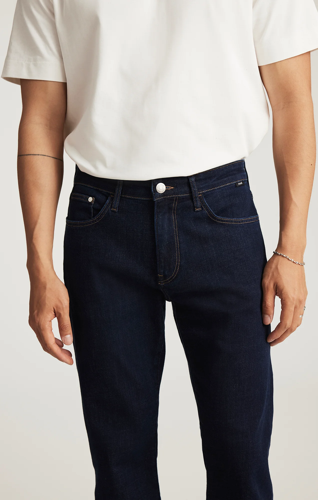 ZACH STRAIGHT LEG IN RINSE FEATHER BLUE - Image 5