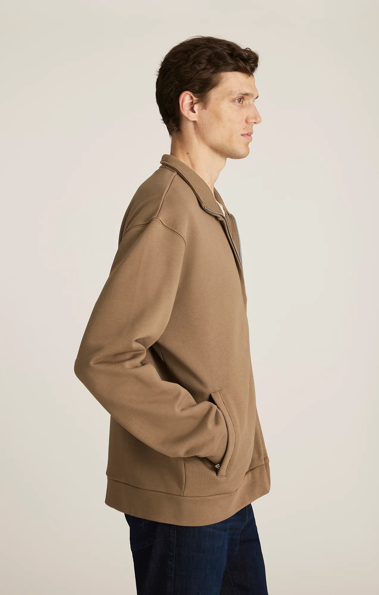 EDITION FULL ZIP SWEATSHIRT IN SHITAKE - Image 3