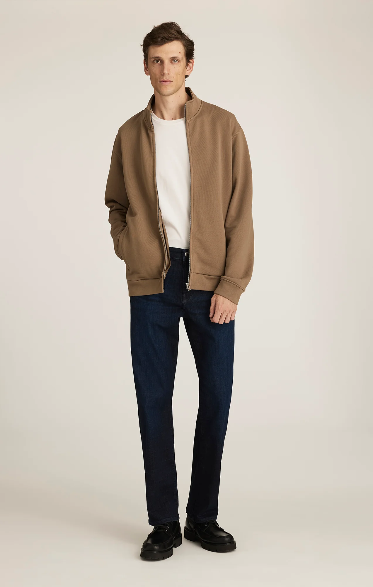EDITION FULL ZIP SWEATSHIRT IN SHITAKE - Image 5